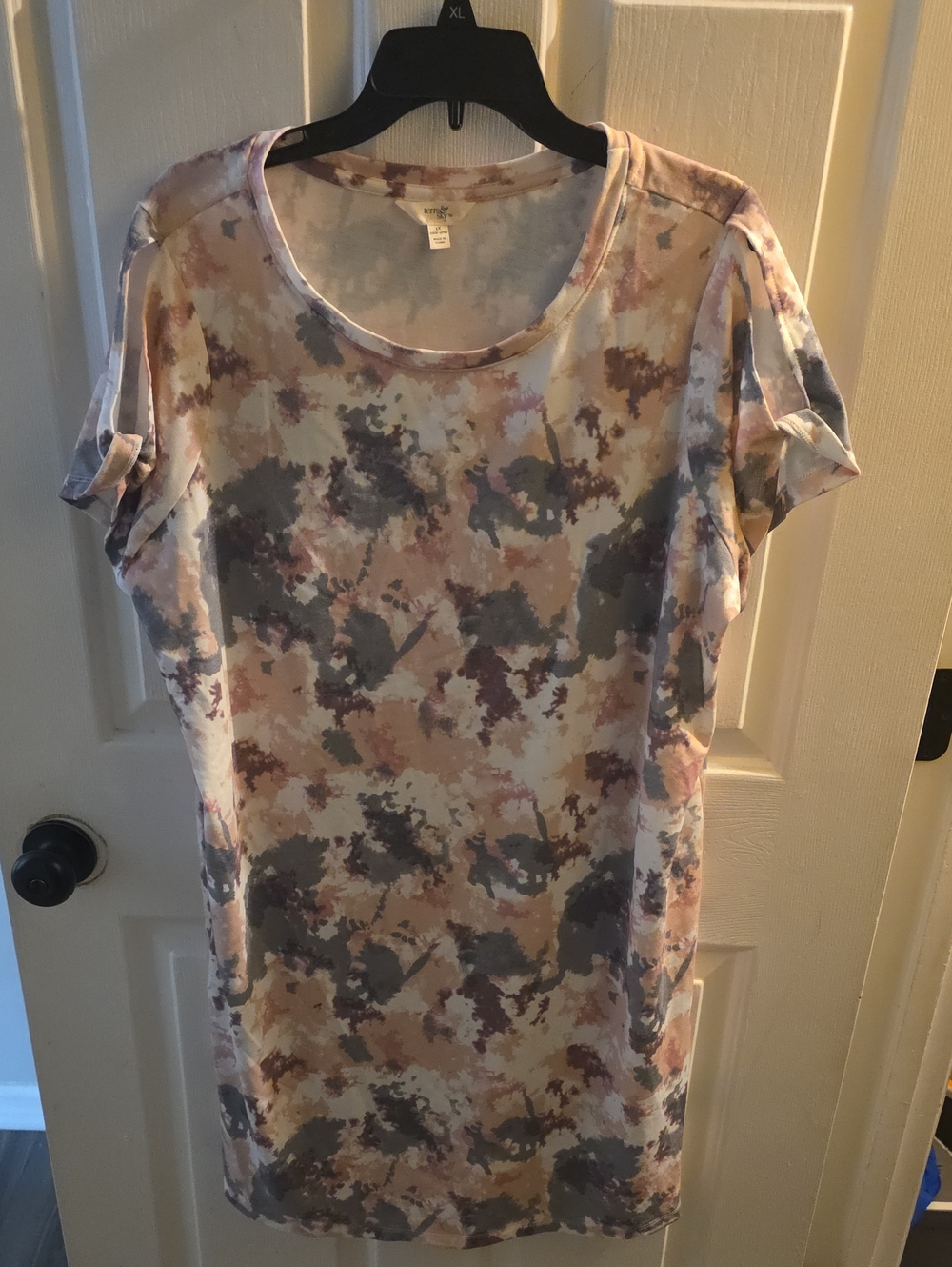 Terra & Sky Short Sleeve Tie-Dye Tunic in Pink, Gray, Cream